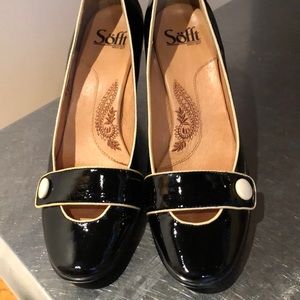 Sofft Mary Jane heels